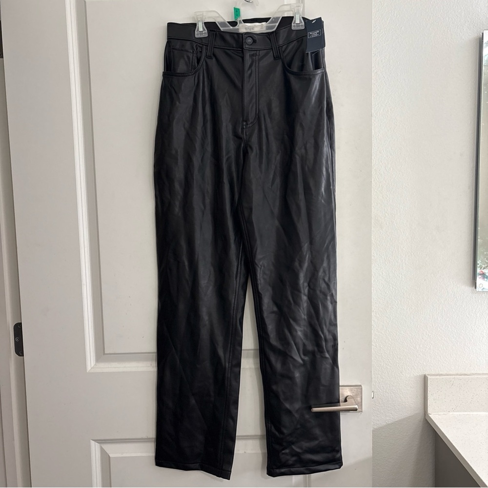 Abercrombie Fitch Pant Womens size 29 Faux Leather 90s Straight Ultra Hi Rise